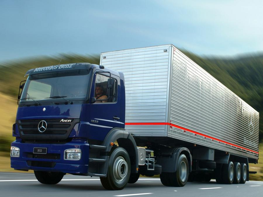  Mercedes-Benz Axor 1933 4x2 2005 года  (BR) (фото 2 из 4)